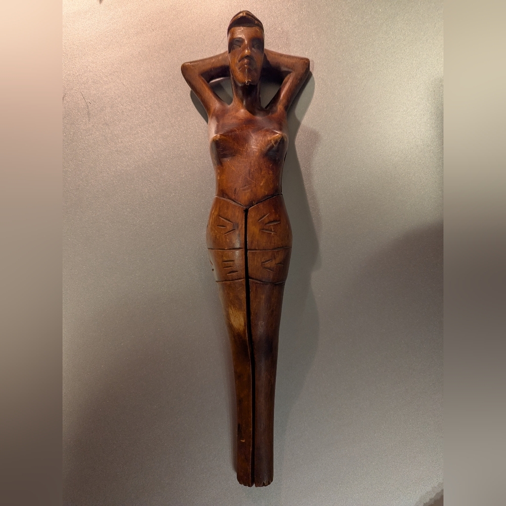 ⭐Sexy Wooden Lady Looking For Nuts